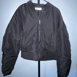 Women’s XL Black Bomber Jacket with Ribbed Hem
